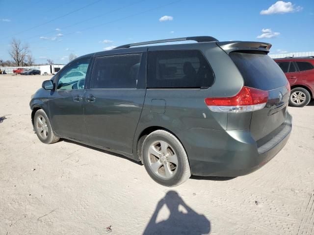 2011 Toyota Sienna LE