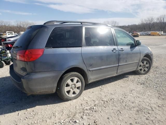 2006 Toyota Sienna XLE