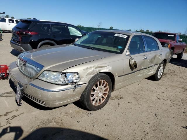 2007 Lincoln Town Car Signature