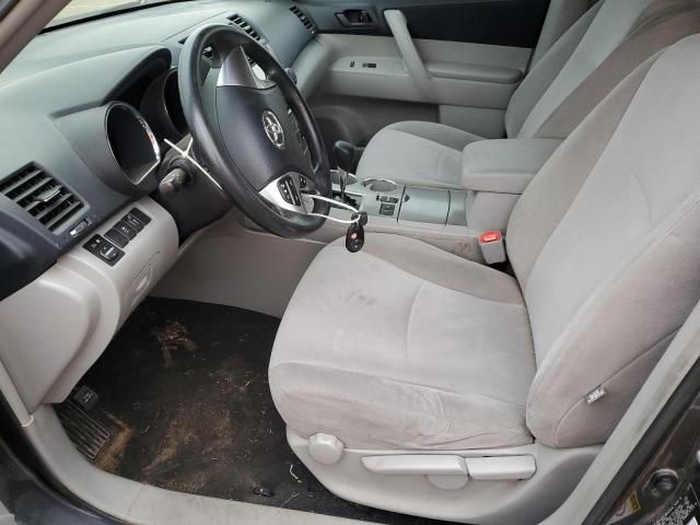 2013 Toyota Highlander Base