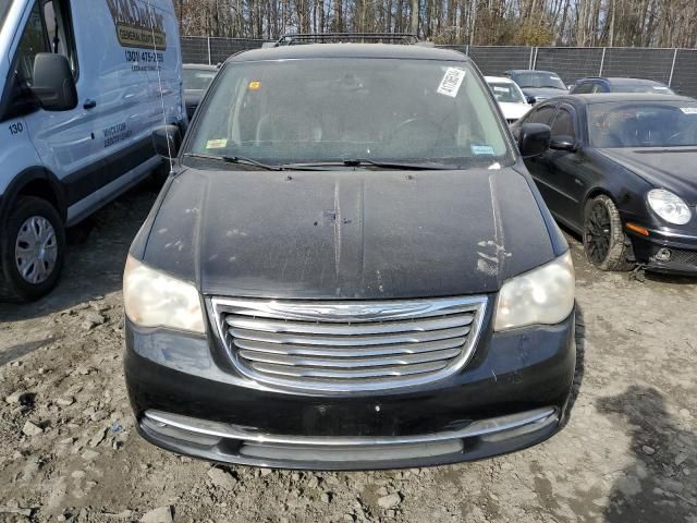 2012 Chrysler Town & Country Touring