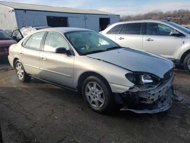 2006 Ford Taurus SE