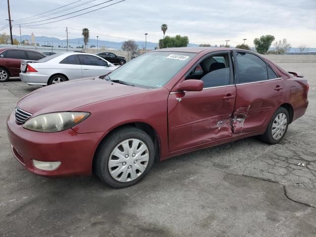 2005 Toyota Camry LE