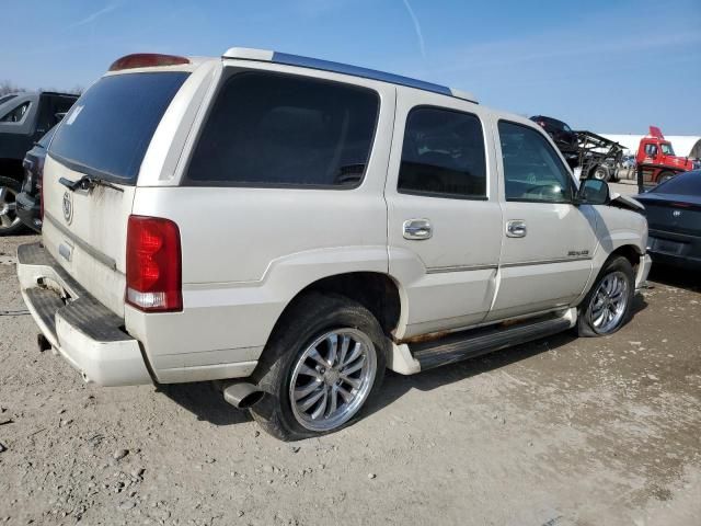 2004 Cadillac Escalade Luxury