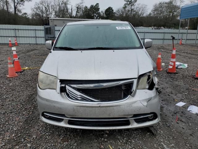 2012 Chrysler Town & Country Touring