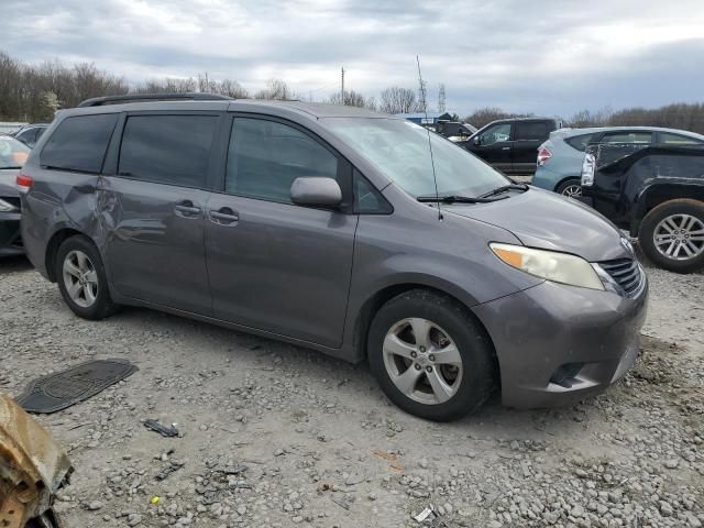 2011 Toyota Sienna LE