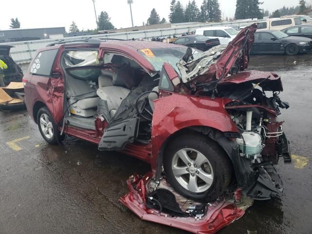 2011 Toyota Sienna LE