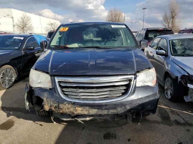 2014 Chrysler Town & Country Touring