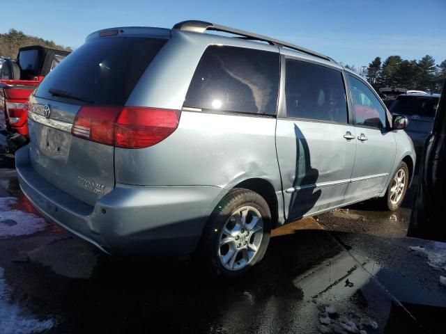 2004 Toyota Sienna XLE