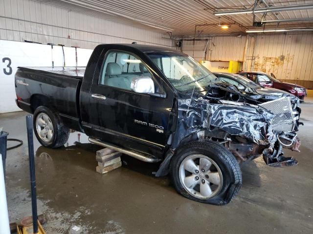 2004 Dodge RAM 1500 ST