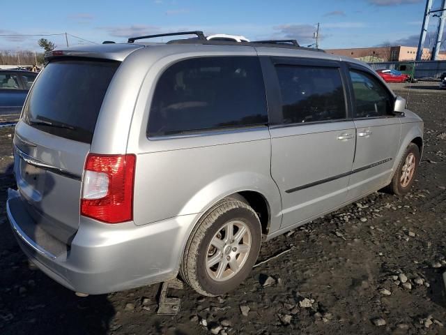 2011 Chrysler Town & Country Touring