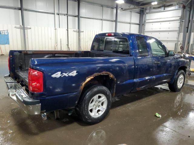 2005 Dodge Dakota SLT