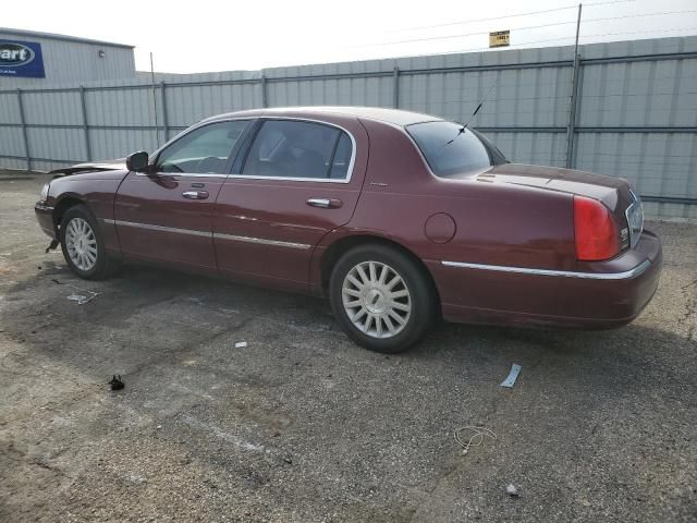 2003 Lincoln Town Car Executive