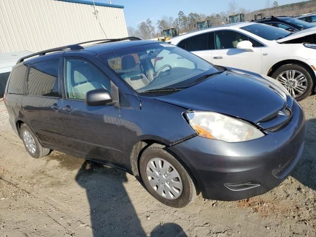 2009 Toyota Sienna CE