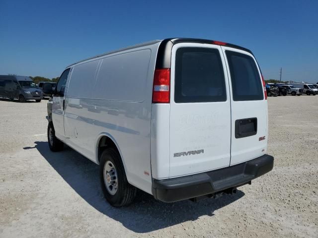 2022 GMC Savana G2500