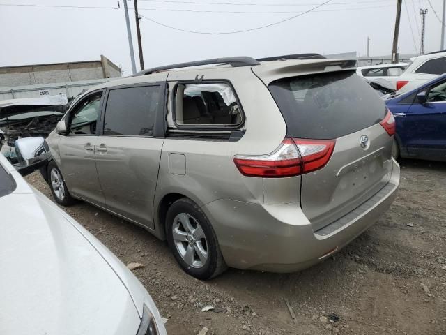 2016 Toyota Sienna LE