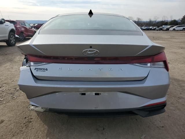 2021 Hyundai Elantra SE