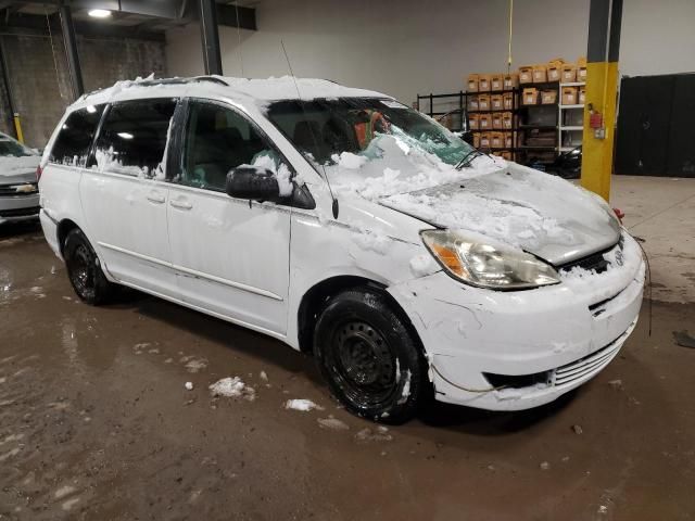 2005 Toyota Sienna CE