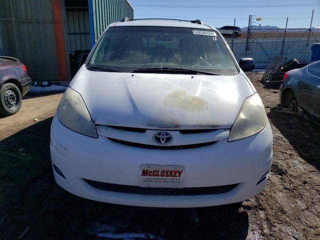 2009 Toyota Sienna CE