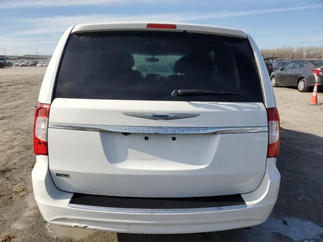 2016 Chrysler Town & Country Touring