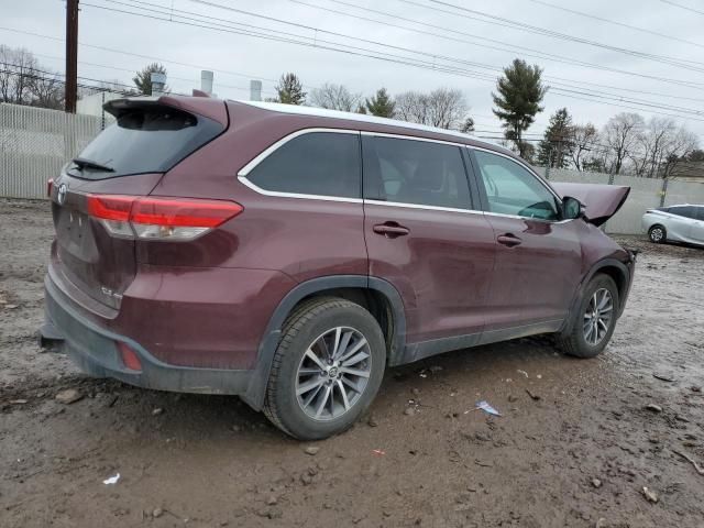 2019 Toyota Highlander SE