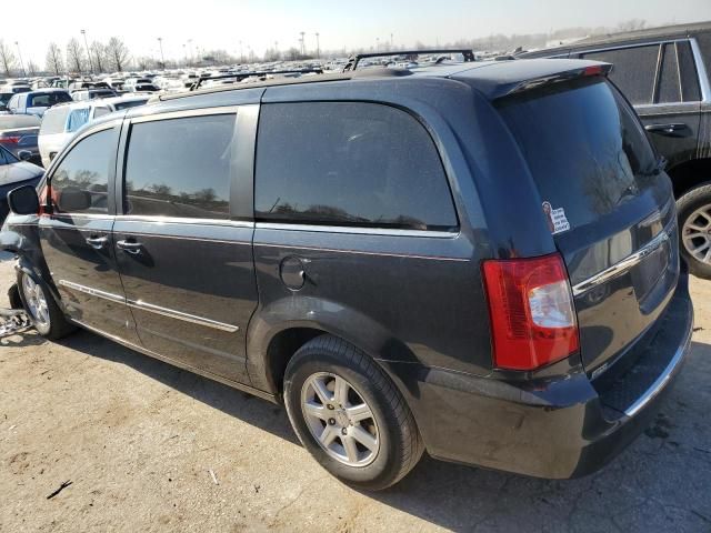 2013 Chrysler Town & Country Touring