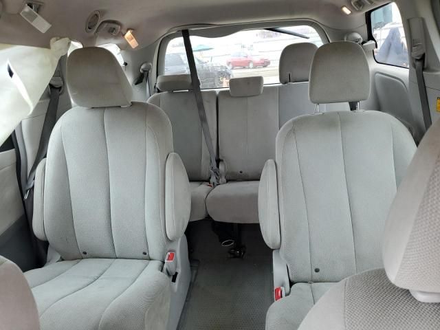 2011 Toyota Sienna