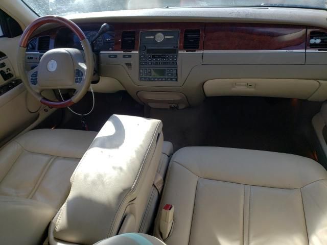 2003 Lincoln Town Car Cartier