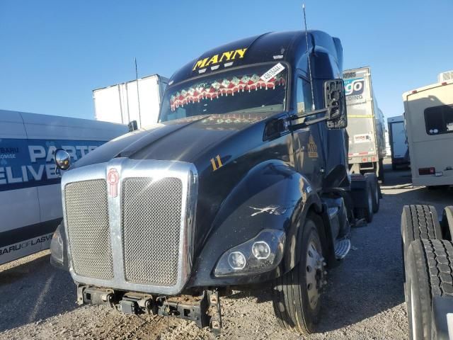 2019 Kenworth Construction T680