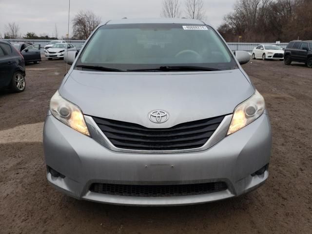 2011 Toyota Sienna LE