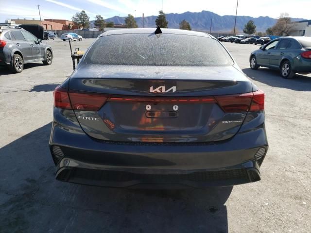 2022 KIA Forte FE