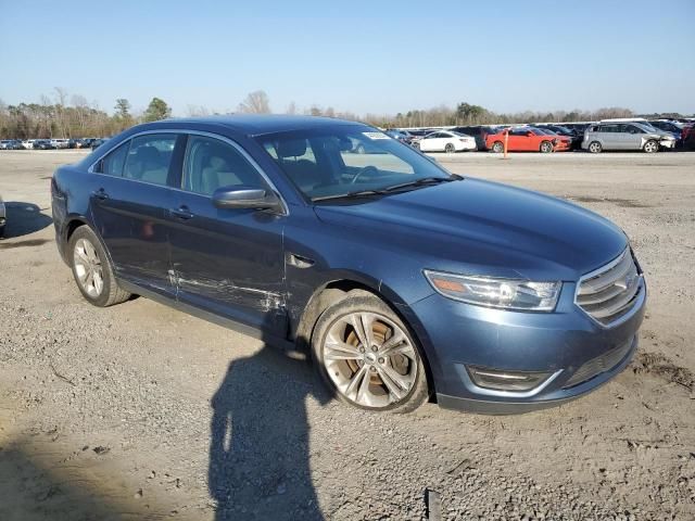 2018 Ford Taurus SEL