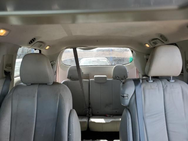 2012 Toyota Sienna XLE