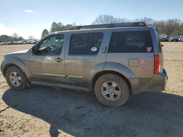 2006 Nissan Pathfinder LE