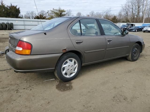 1998 Nissan Altima XE