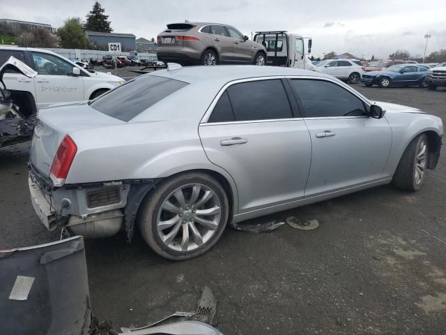 2019 Chrysler 300 Touring