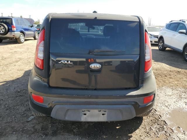 2013 KIA Soul +