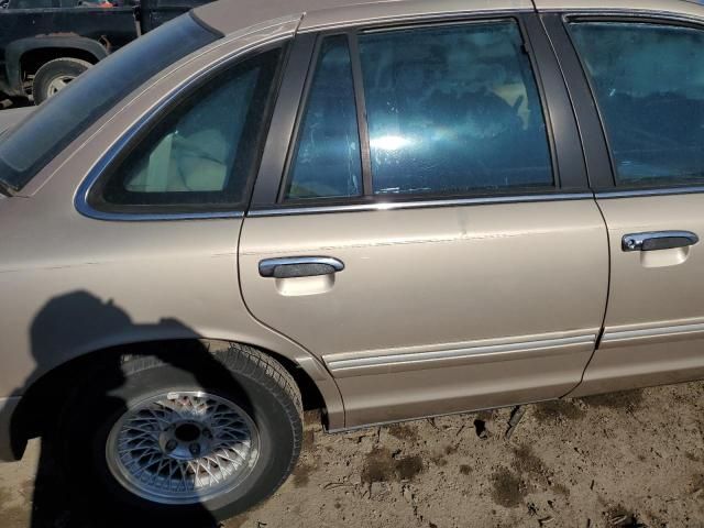 1997 Ford Crown Victoria LX