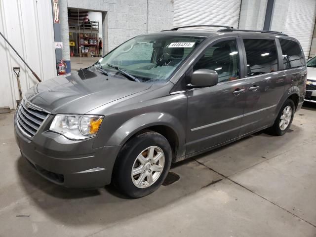 2010 Chrysler Town & Country Touring