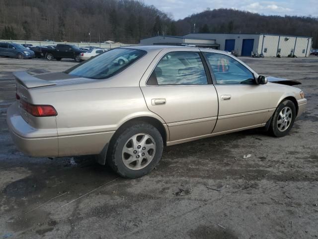 1999 Toyota Camry LE