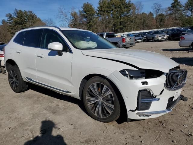 2022 Volvo XC60 B6 Inscription