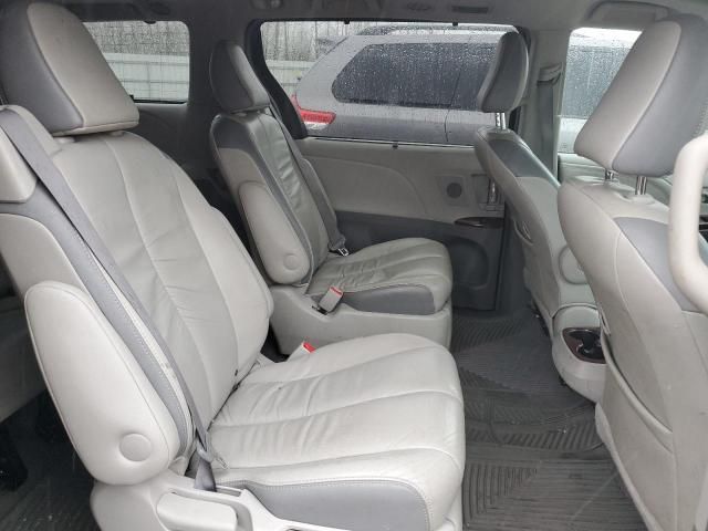 2011 Toyota Sienna XLE