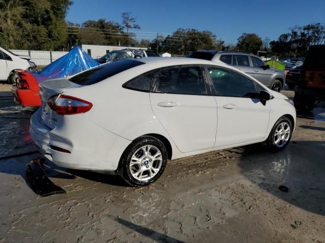 2015 Ford Fiesta SE