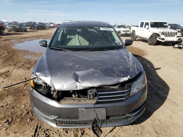 2014 Volkswagen Passat S