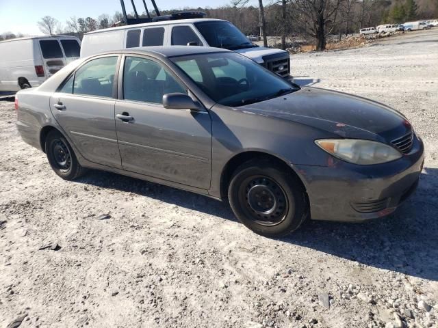 2005 Toyota Camry LE