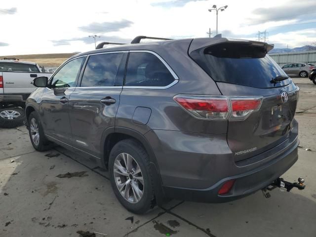 2016 Toyota Highlander LE