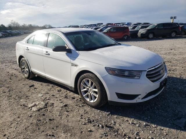 2015 Ford Taurus SE