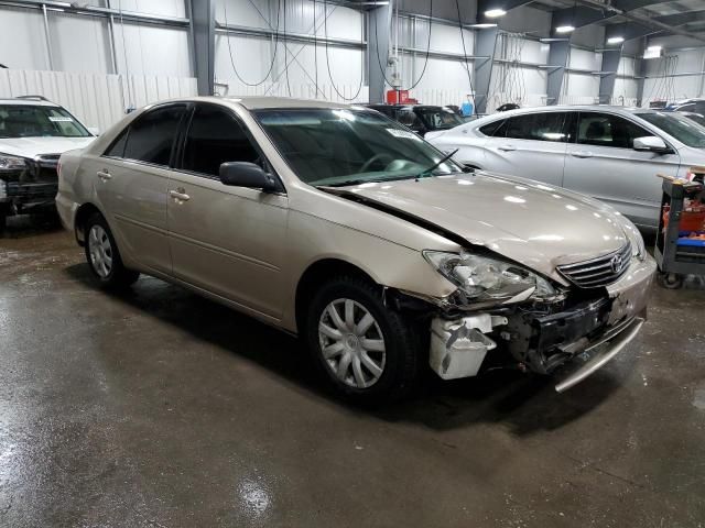 2005 Toyota Camry LE