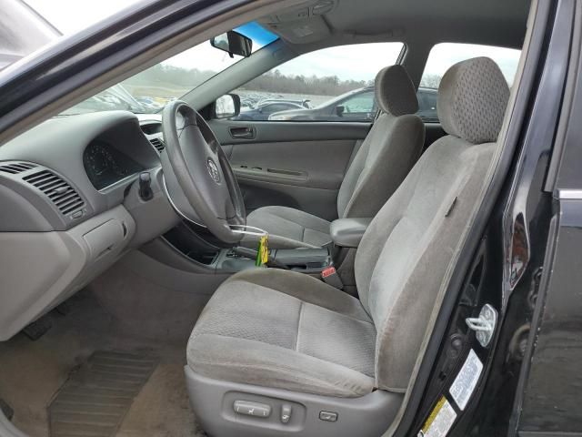 2004 Toyota Camry LE