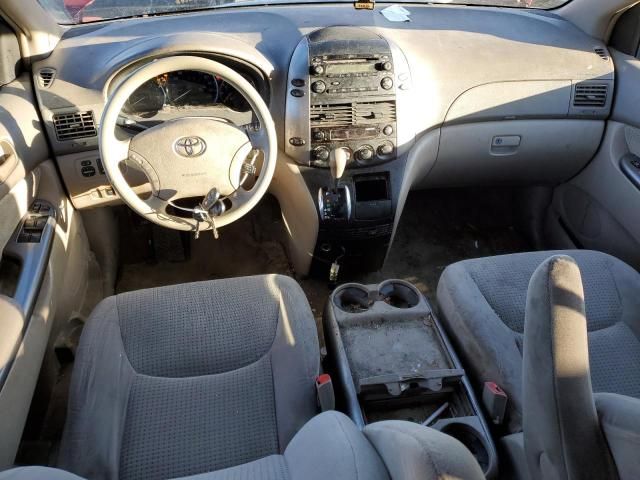 2006 Toyota Sienna CE